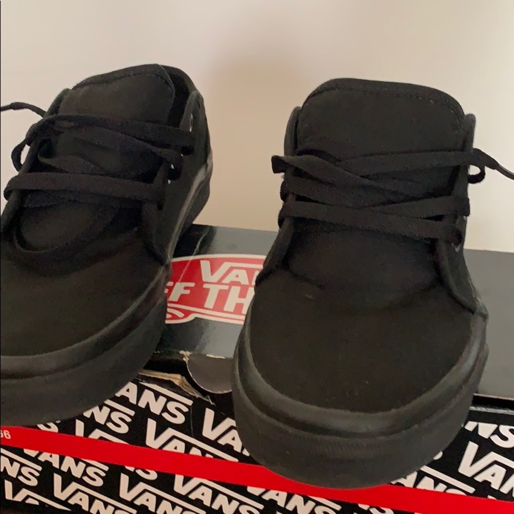 Shoes - Picture 2 of 3